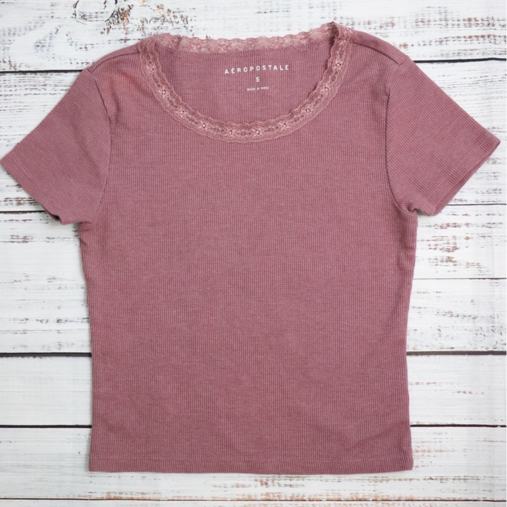 Aeropostale rose lace shirt